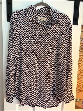 LOFT Pink & Navy Geometric Print Button-Front Shirt